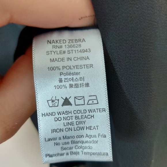 Naked Zebra black high neck sleeveless blouse with ruffle detail at neck medium - Picture 5 of 7